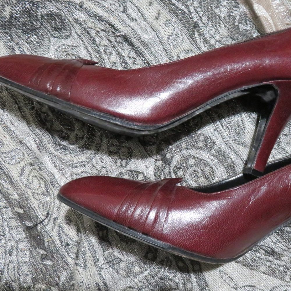 BOGO Anne Klein Italian leather burgundy maroon pumps heels dress shoes size 7.5 - Picture 9 of 14
